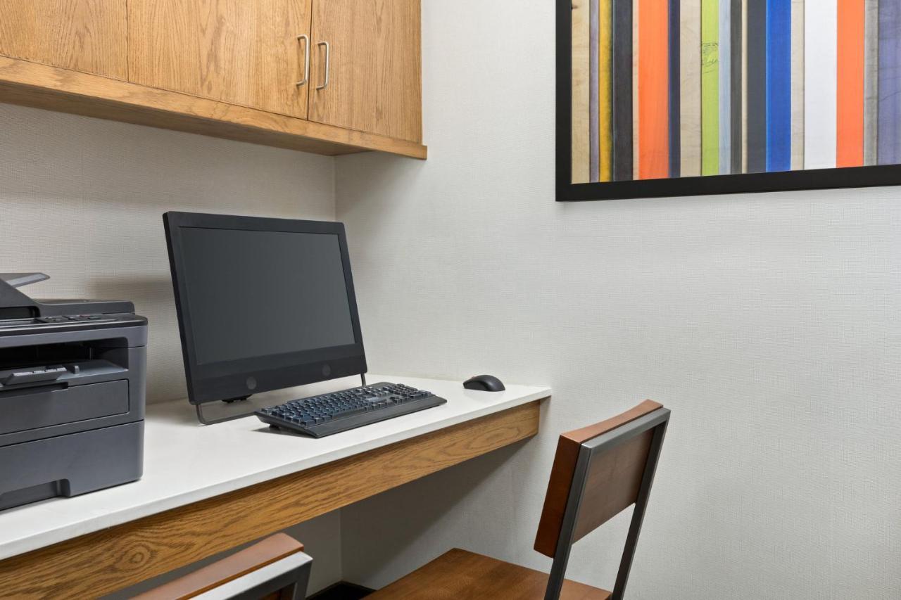 Holiday Inn Express & Suites Greenville-Downtown By Ihg Екстериор снимка