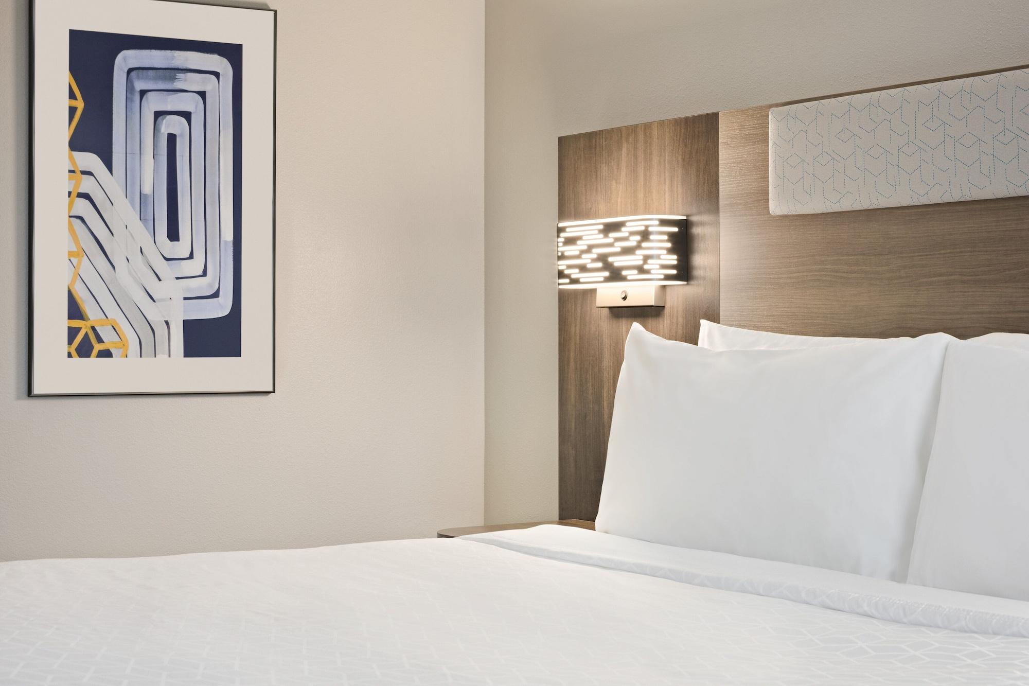 Holiday Inn Express & Suites Greenville-Downtown By Ihg Екстериор снимка