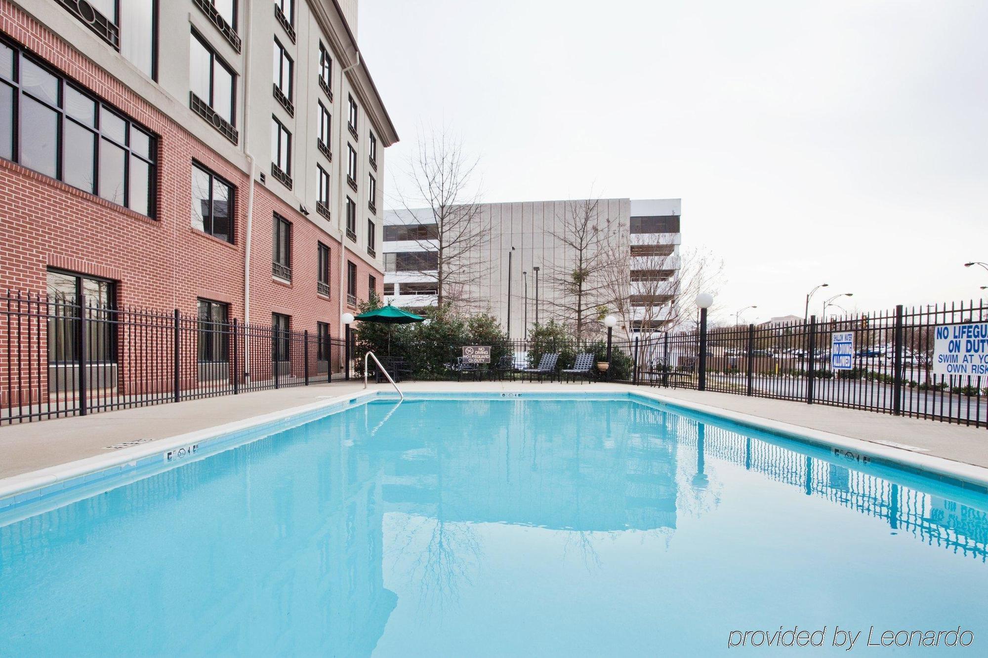Holiday Inn Express & Suites Greenville-Downtown By Ihg Съоръжения снимка